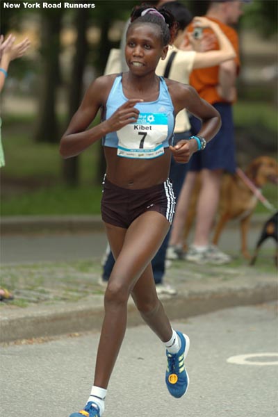 Hilda Kibet of Kenya, who is Lornah Kiplagats cousin, finished sixth in 33:16.