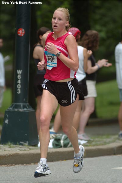 Jenna Rogers of New York City finished 41st in 40:26.