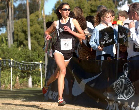 Megan O'Reilly runs in fourth place.