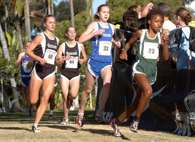 Aurora Scott leads Hanna Grinaker, Annie St. Geme, and Kauren Tarver.