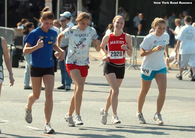 A group of runners warms up for the 2005 Freihofer's Run for Women.