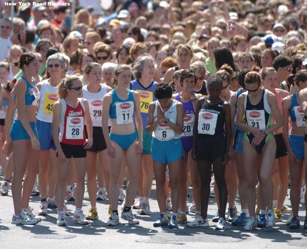 #28 Tara Quinn-Smith, #11 Laura O'Neill, #6 Asmae Leghzaoui, #30 Naomi Wangui, and #21 Claudia Camargo.