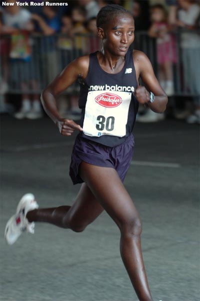 Naomi Wangui of Kenya finished ninth in 16:26.