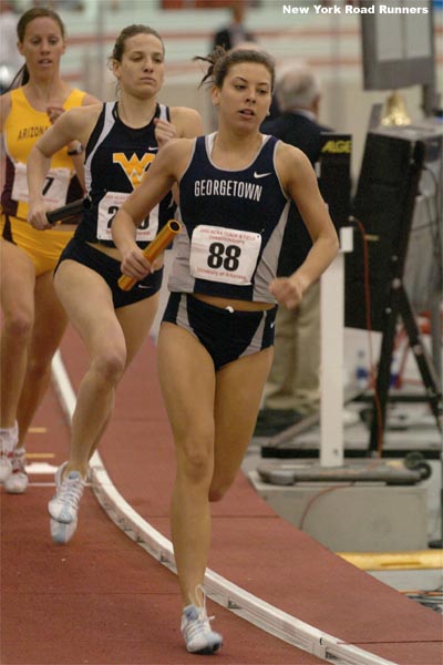 Georgetowns Maggie Infield leads West Virginias Susan Davis.