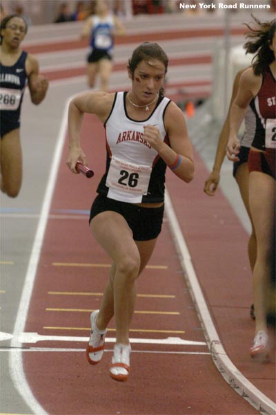 Paige Farrell, who ran the 800m prelims earlier in the evening, runs the 800m leg for Arkansas.