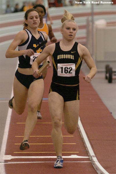 Missouris Trisa Nickoley leads West Virginias Jennifer Kemp.