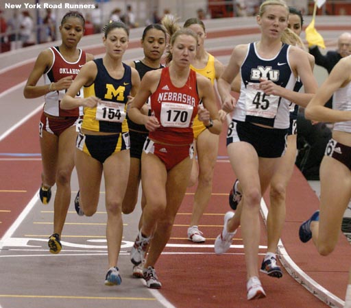 The top three runners would automatically advance to the final, and the time to beat (the fourth place time) from the first heat was 4:45.33.