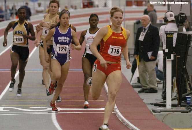 Ada Anderson had jumped out to a lead by the 200 mark.