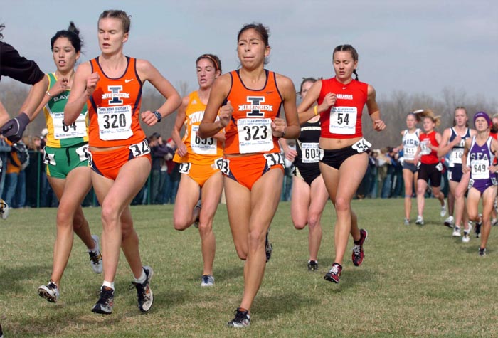 Illinois' Maggie Carroll (left) and Rachel Hernandez (right).