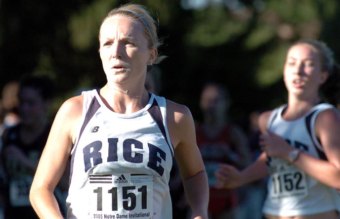 Anna Reeve of Rice finished 84th in 18:19.