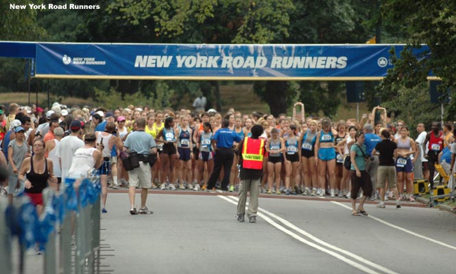 The women's race had 435 finishers. The temperature at race time was 75 degrees with 82% humidity.