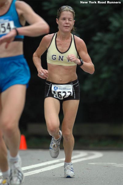 Michelle Bleakley of Greater New York and Mamaroneck, New York, finished seventh in 30:15.