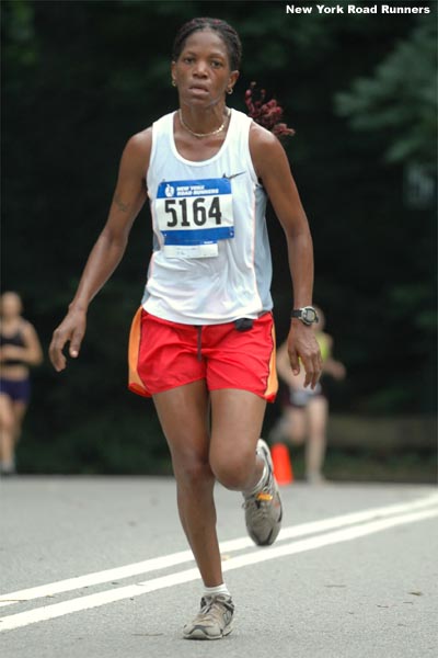 Christine Lopez, 42, of the West Side Runners finished 43rd in 33:02.