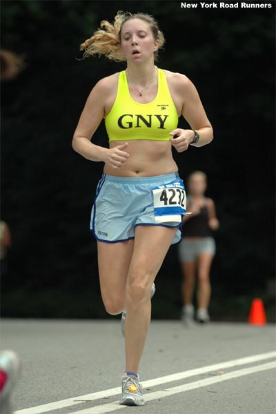 Sarah Jones (55th, 33:40).