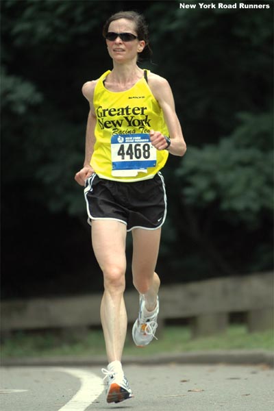 Mary McGrath (age 43, 99th, 35:55).