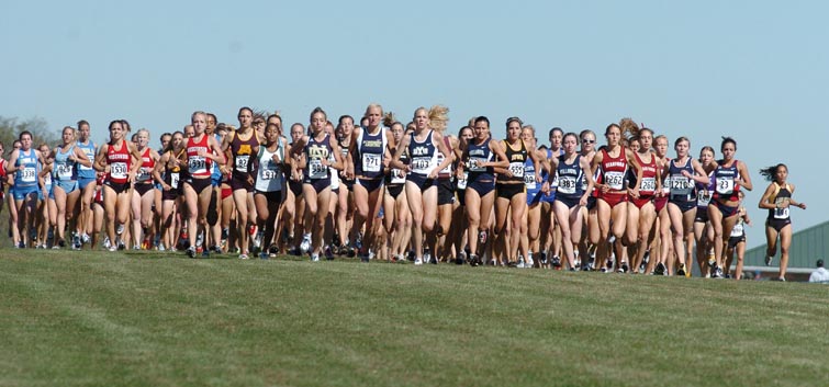 The race gets underway. The six kilometer course consists of two nearly-identical loops. Each begins with a long straightaway.