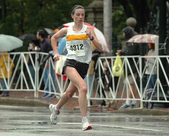 Erin Dromgoole of Reebok Boston and Brighton, Massachusetts, finished 27th in 35:32.