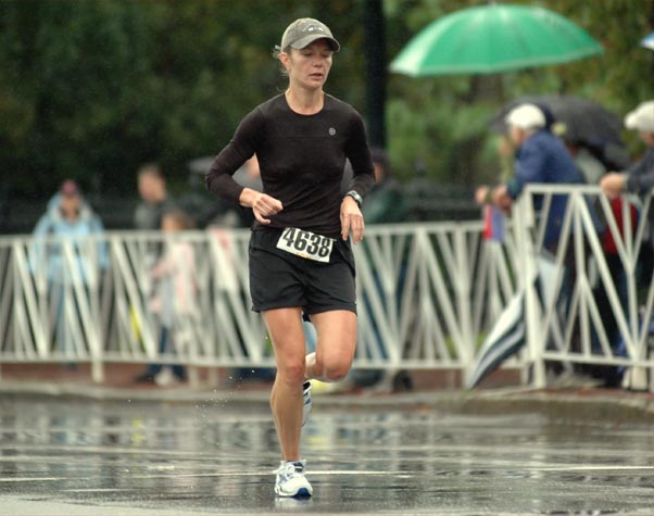 Kara Ryczek, 30, of Boston, Massachusetts, finished 73rd in 40:10. Ryczek finished 10th in the B.A.A. Half-Marathon one day earlier in 1:23.