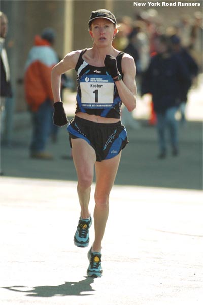 After dropping the rest of the field in the first mile, Deena Kastor ran alone the whole way, with only a timing truck to chase.