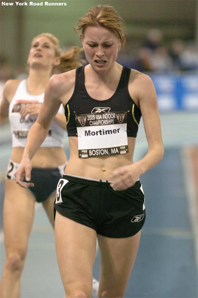 Amy Mortimer held off Sharon Dickie to finish fourth in 9:15.58.