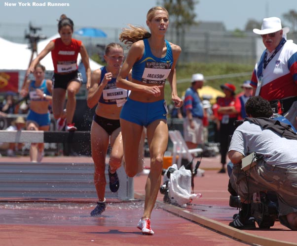 Jackson maintained her lead to the finish and won the race in a personal best of 9:39.78. Lisa Galaviz caught Carrie Messner (3rd, 9:41.37) in the final 150m and finished second in 9:40.58.