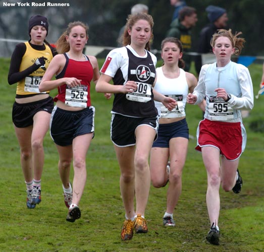 L-R: Cecily Lemmon, Stephanie Paine, an unidentified runner, Anna Hacker, and Lauren Zaludek.