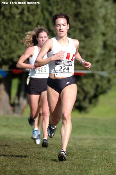 Lesley Higgins, 24, finished 35th in 15:31.7.