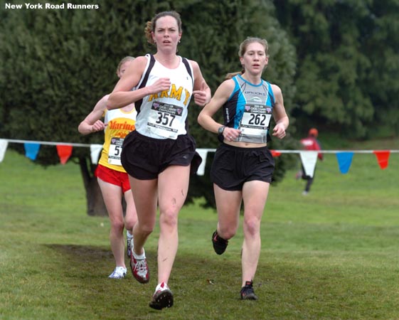 Army's Renee Vigilante leads the Seattle Running Club's Trisha Rosenberg.