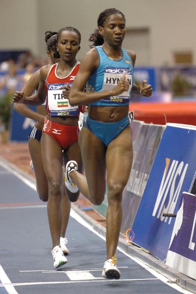 Within several laps, Hyman and the Dibaba sisters were well ahead of the rest of the field.