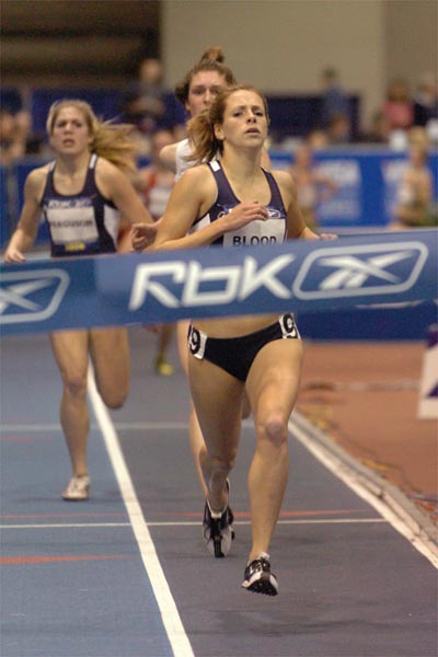 Aislinn Ryan and Lindsay Ferguson made up a lot of ground on Nicole Blood in the final lap, but they were unalbe to catch her. Blood won in 4:51.30.