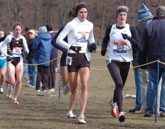 Sharon Dickie-Thompson (right) and Sara Slattery run in fourth and fifth place.