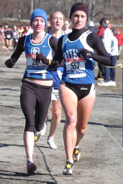 Shannon Rowbury of Duke leads Liz Woodworth of Wisconsin Runner.