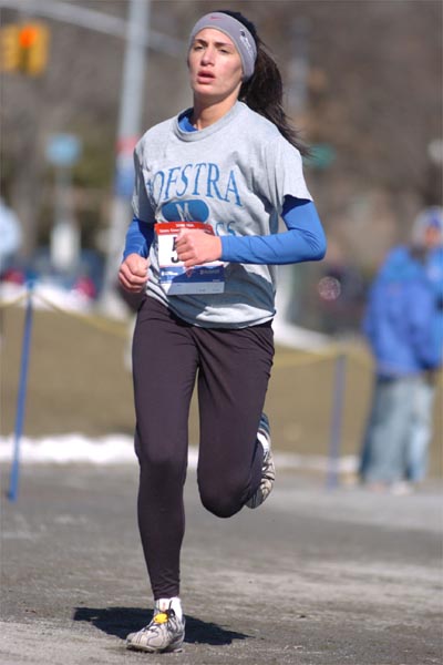 Hofstra's Beth Malenovsky finished 58th in 16:32.